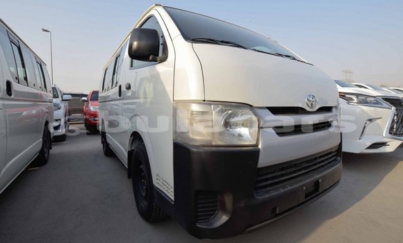 Buy Import Toyota Hiace White Car in Import - Dubai in Central Buy Import Toyota Hiace White Car in Import - Dubai in Central