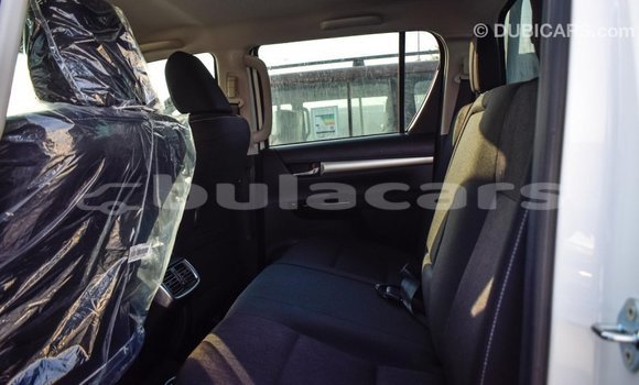 Buy Import Toyota Hilux White Car in Import - Dubai in Central Buy Import Toyota Hilux White Car in Import - Dubai in Central