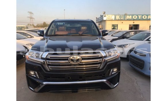 Buy Import Toyota Land Cruiser Black Car in Import - Dubai in Central Buy Import Toyota Land Cruiser Black Car in Import - Dubai in Central