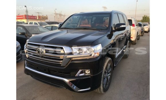 Buy Import Toyota Land Cruiser Black Car in Import - Dubai in Central Buy Import Toyota Land Cruiser Black Car in Import - Dubai in Central