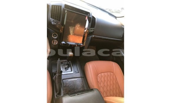 Buy Import Toyota Land Cruiser Black Car in Import - Dubai in Central Buy Import Toyota Land Cruiser Black Car in Import - Dubai in Central