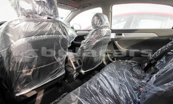 Acheter Import Voiture Hyundai Sonata Blanc à Import - Dubai, Central Acheter Import Voiture Hyundai Sonata Blanc à Import - Dubai, Central