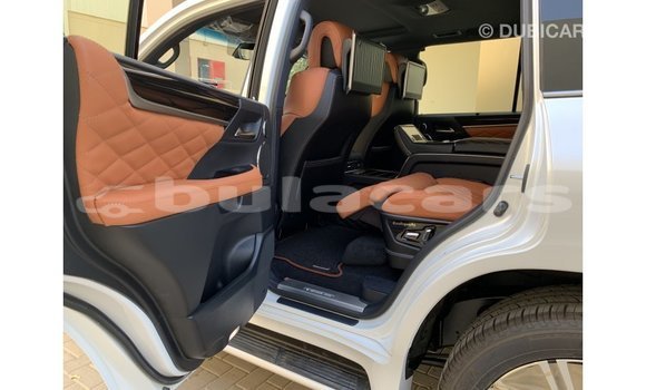 Buy Import Lexus LX White Car in Import - Dubai in Central Buy Import Lexus LX White Car in Import - Dubai in Central
