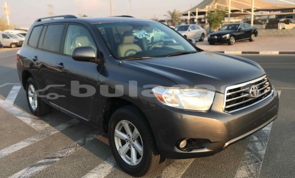 Buy Import Toyota Highlander Grey Car in Import - Dubai in Central Buy Import Toyota Highlander Grey Car in Import - Dubai in Central