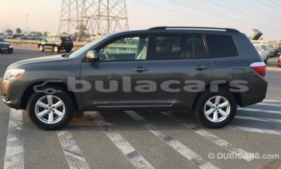 Buy Import Toyota Highlander Grey Car in Import - Dubai in Central Buy Import Toyota Highlander Grey Car in Import - Dubai in Central