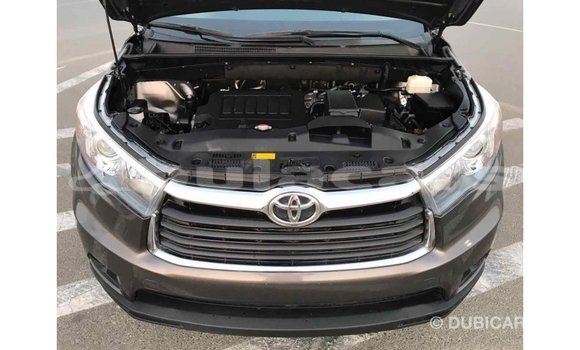 Buy Import Toyota Highlander Grey Car in Import - Dubai in Central Buy Import Toyota Highlander Grey Car in Import - Dubai in Central