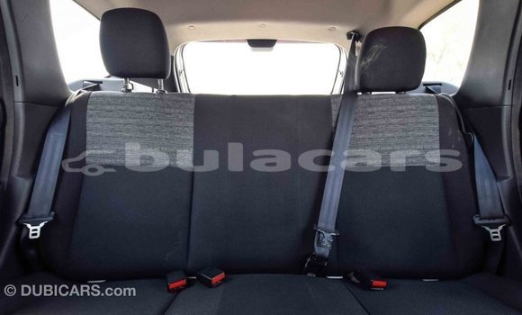 Acheter Import Voiture Renault Duster Gris à Import - Dubai, Central Acheter Import Voiture Renault Duster Gris à Import - Dubai, Central