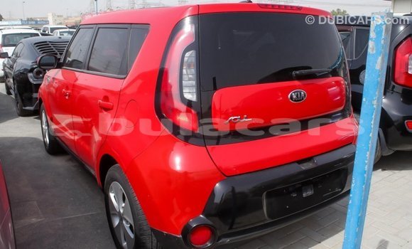 Acheter Import Voiture Kia Soul Rouge à Import - Dubai, Central Acheter Import Voiture Kia Soul Rouge à Import - Dubai, Central