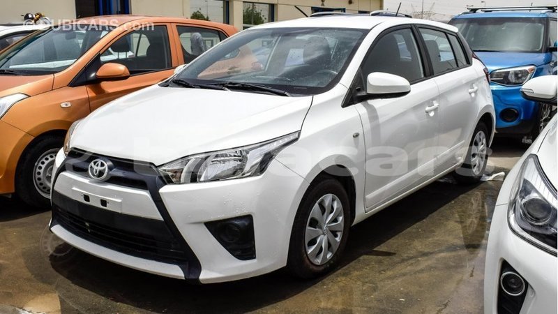 Big with watermark toyota yaris central import dubai 5218