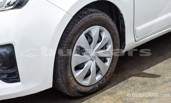 Acheter Import Voiture Toyota Yaris Blanc à Import - Dubai, Central Acheter Import Voiture Toyota Yaris Blanc à Import - Dubai, Central
