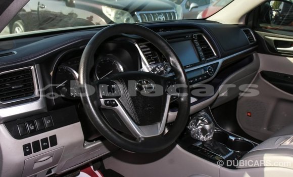 Buy Import Toyota Highlander Grey Car in Import - Dubai in Central Buy Import Toyota Highlander Grey Car in Import - Dubai in Central