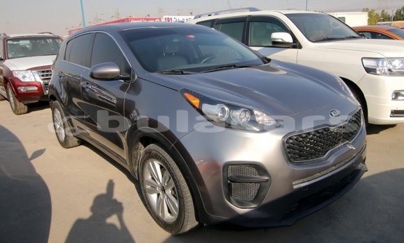 Acheter Import Voiture Kia Sportage Gris à Import - Dubai, Central Acheter Import Voiture Kia Sportage Gris à Import - Dubai, Central