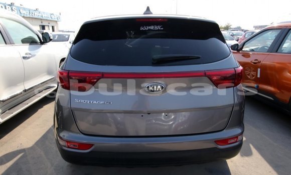 Acheter Import Voiture Kia Sportage Gris à Import - Dubai, Central Acheter Import Voiture Kia Sportage Gris à Import - Dubai, Central