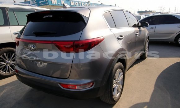 Acheter Import Voiture Kia Sportage Gris à Import - Dubai, Central Acheter Import Voiture Kia Sportage Gris à Import - Dubai, Central