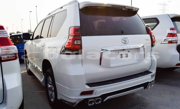 Buy Import Toyota Prado White Car in Import - Dubai in Central Buy Import Toyota Prado White Car in Import - Dubai in Central