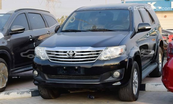Buy Import Toyota Fortuner Black Car in Import - Dubai in Central Buy Import Toyota Fortuner Black Car in Import - Dubai in Central