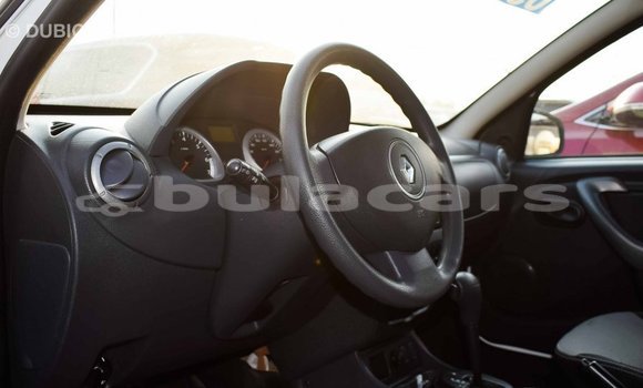 Buy Import Renault Duster White Car in Import - Dubai in Central Buy Import Renault Duster White Car in Import - Dubai in Central