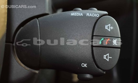 Buy Import Renault Duster White Car in Import - Dubai in Central Buy Import Renault Duster White Car in Import - Dubai in Central