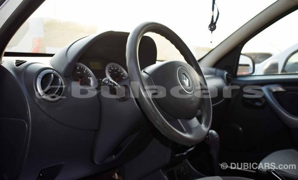 Buy Import Renault Duster White Car in Import - Dubai in Central Buy Import Renault Duster White Car in Import - Dubai in Central
