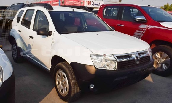 Acheter Import Voiture Renault Duster Blanc à Import - Dubai, Central