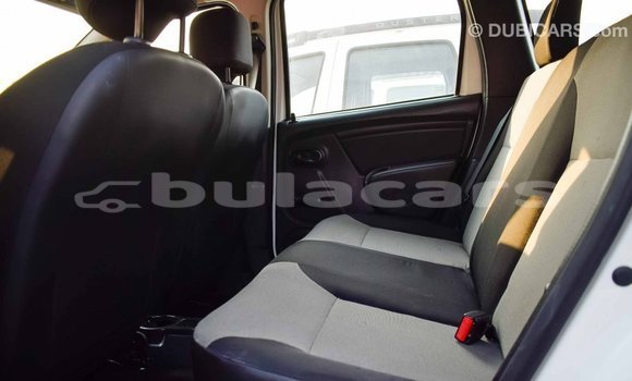 Buy Import Renault Duster White Car in Import - Dubai in Central Buy Import Renault Duster White Car in Import - Dubai in Central
