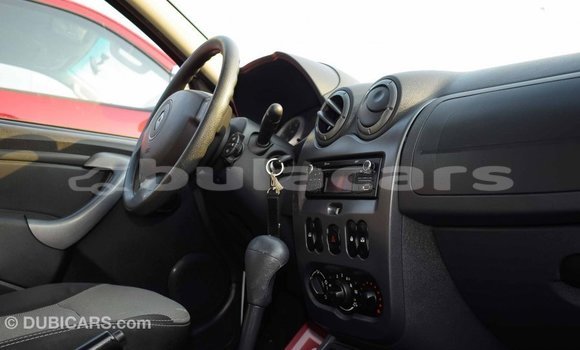 Buy Import Renault Duster White Car in Import - Dubai in Central Buy Import Renault Duster White Car in Import - Dubai in Central