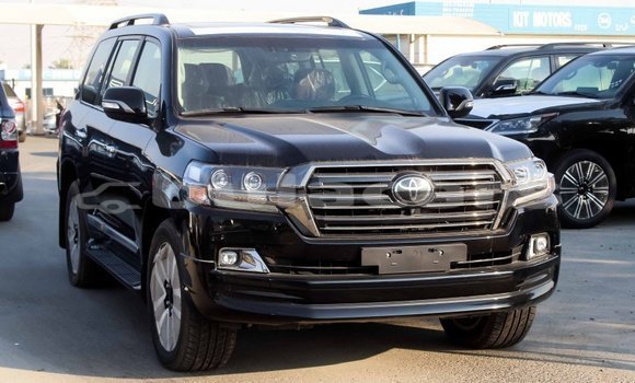 Buy Import Toyota Land Cruiser Black Car in Import - Dubai in Central Buy Import Toyota Land Cruiser Black Car in Import - Dubai in Central
