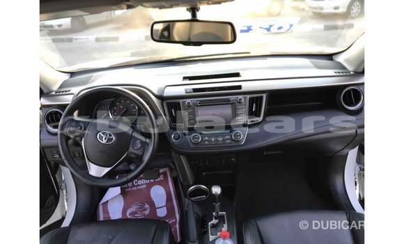 Buy Import Toyota 4Runner White Car in Import - Dubai in Central Buy Import Toyota 4Runner White Car in Import - Dubai in Central