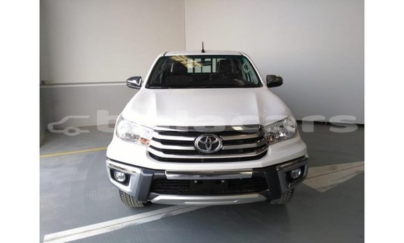 Buy Import Toyota Hilux White Car in Import - Dubai in Central Buy Import Toyota Hilux White Car in Import - Dubai in Central
