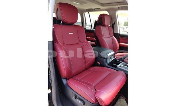 Buy Import Toyota Land Cruiser Black Car in Import - Dubai in Central Buy Import Toyota Land Cruiser Black Car in Import - Dubai in Central