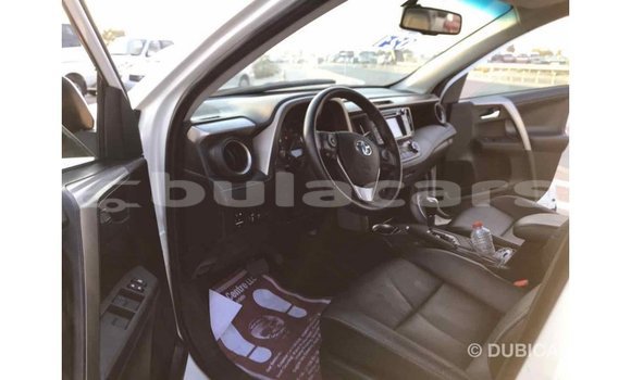 Buy Import Toyota 4Runner White Car in Import - Dubai in Central Buy Import Toyota 4Runner White Car in Import - Dubai in Central