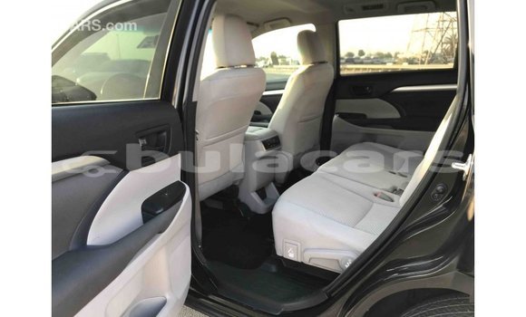 Buy Import Toyota Highlander Black Car in Import - Dubai in Central Buy Import Toyota Highlander Black Car in Import - Dubai in Central