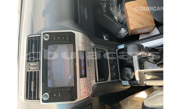 Acheter Import Voiture Toyota Prado Noir à Import - Dubai, Central Acheter Import Voiture Toyota Prado Noir à Import - Dubai, Central