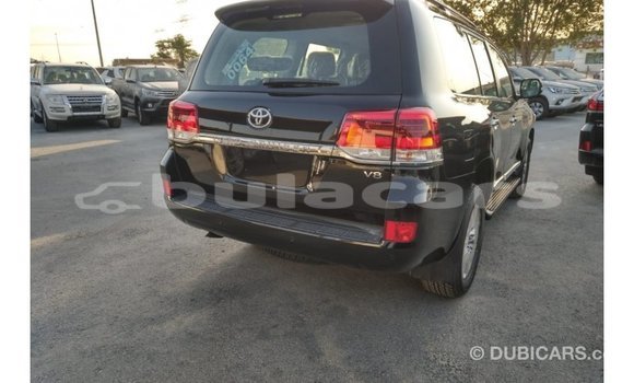 Buy Import Toyota Land Cruiser Black Car in Import - Dubai in Central Buy Import Toyota Land Cruiser Black Car in Import - Dubai in Central