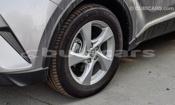 Acheter Import Voiture Toyota C-HR Gris à Import - Dubai, Central Acheter Import Voiture Toyota C-HR Gris à Import - Dubai, Central