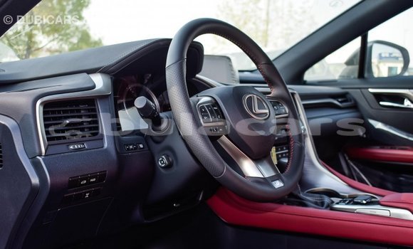 Acheter Import Voiture Lexus RX 300 Blanc à Import - Dubai, Central Acheter Import Voiture Lexus RX 300 Blanc à Import - Dubai, Central