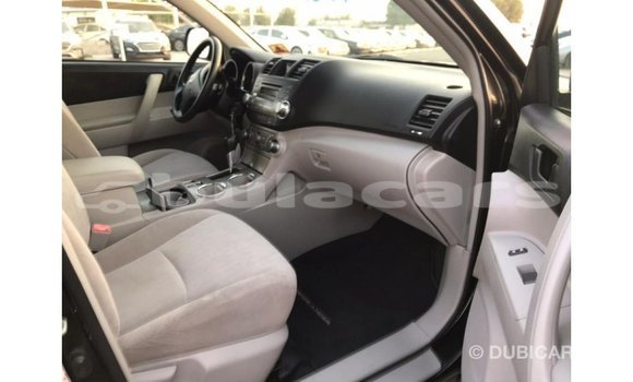 Buy Import Toyota Highlander Black Car in Import - Dubai in Central Buy Import Toyota Highlander Black Car in Import - Dubai in Central