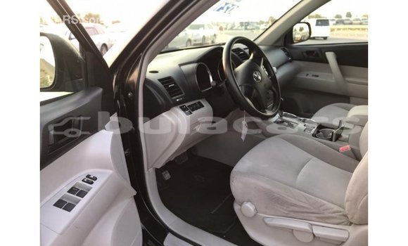 Buy Import Toyota Highlander Black Car in Import - Dubai in Central Buy Import Toyota Highlander Black Car in Import - Dubai in Central