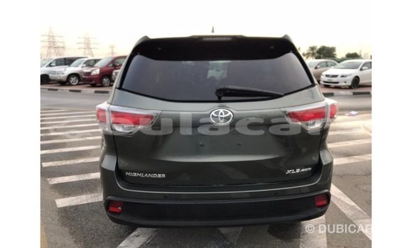 Buy Import Toyota Highlander Grey Car in Import - Dubai in Central Buy Import Toyota Highlander Grey Car in Import - Dubai in Central