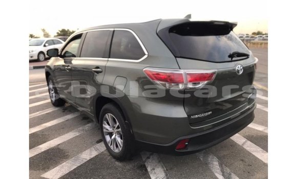 Buy Import Toyota Highlander Grey Car in Import - Dubai in Central Buy Import Toyota Highlander Grey Car in Import - Dubai in Central