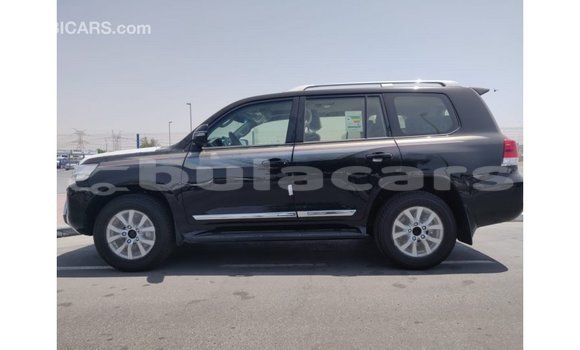 Buy Import Toyota Land Cruiser Grey Car in Import - Dubai in Central Buy Import Toyota Land Cruiser Grey Car in Import - Dubai in Central