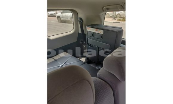 Buy Import Toyota Land Cruiser Grey Car in Import - Dubai in Central Buy Import Toyota Land Cruiser Grey Car in Import - Dubai in Central