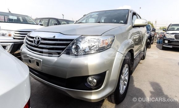 Buy Import Toyota Fortuner Grey Car in Import - Dubai in Central Buy Import Toyota Fortuner Grey Car in Import - Dubai in Central