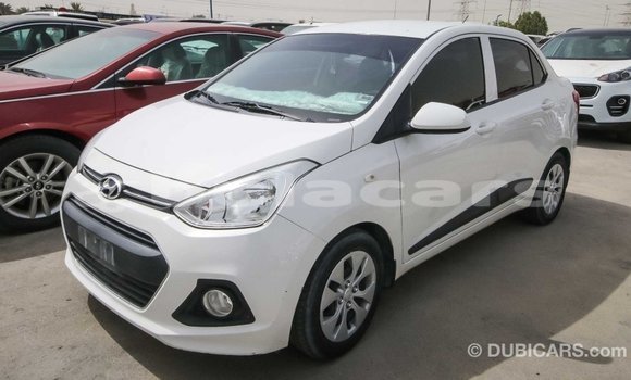 Acheter Import Voiture Hyundai i10 Blanc à Import - Dubai, Central Acheter Import Voiture Hyundai i10 Blanc à Import - Dubai, Central