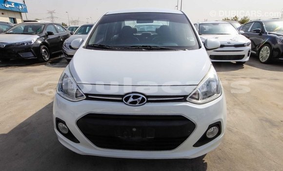 Acheter Import Voiture Hyundai i10 Blanc à Import - Dubai, Central Acheter Import Voiture Hyundai i10 Blanc à Import - Dubai, Central