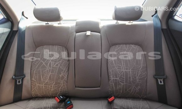 Acheter Import Voiture Hyundai i10 Blanc à Import - Dubai, Central Acheter Import Voiture Hyundai i10 Blanc à Import - Dubai, Central