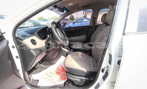 Acheter Import Voiture Hyundai i10 Blanc à Import - Dubai, Central Acheter Import Voiture Hyundai i10 Blanc à Import - Dubai, Central