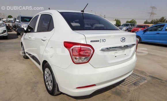 Acheter Import Voiture Hyundai i10 Blanc à Import - Dubai, Central Acheter Import Voiture Hyundai i10 Blanc à Import - Dubai, Central