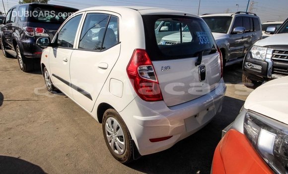 Buy Import Hyundai i10 White Car in Import - Dubai in Central Buy Import Hyundai i10 White Car in Import - Dubai in Central