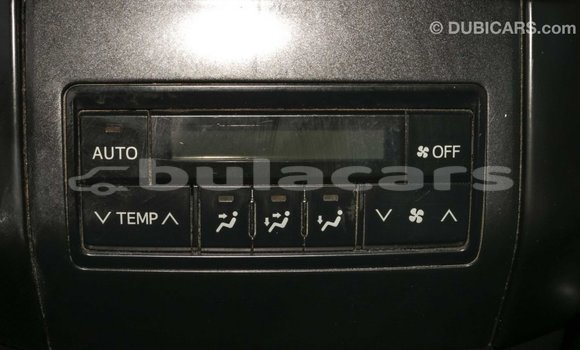 Acheter Import Voiture Toyota Prado Gris à Import - Dubai, Central Acheter Import Voiture Toyota Prado Gris à Import - Dubai, Central